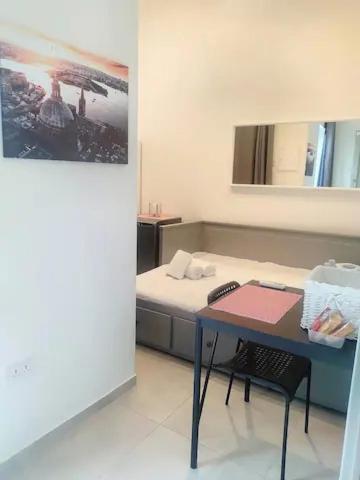 Ninety Eight Boutique Living Hotel Cospicua Esterno foto